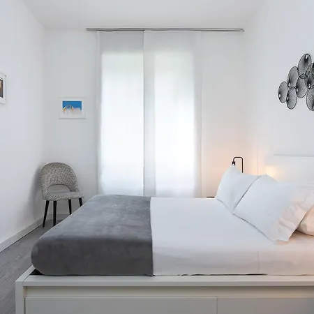Apartment Bright Apartment In Monte Carlo Beausoleil