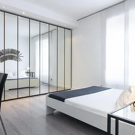 Bright Apartment In Monte Carlo *
